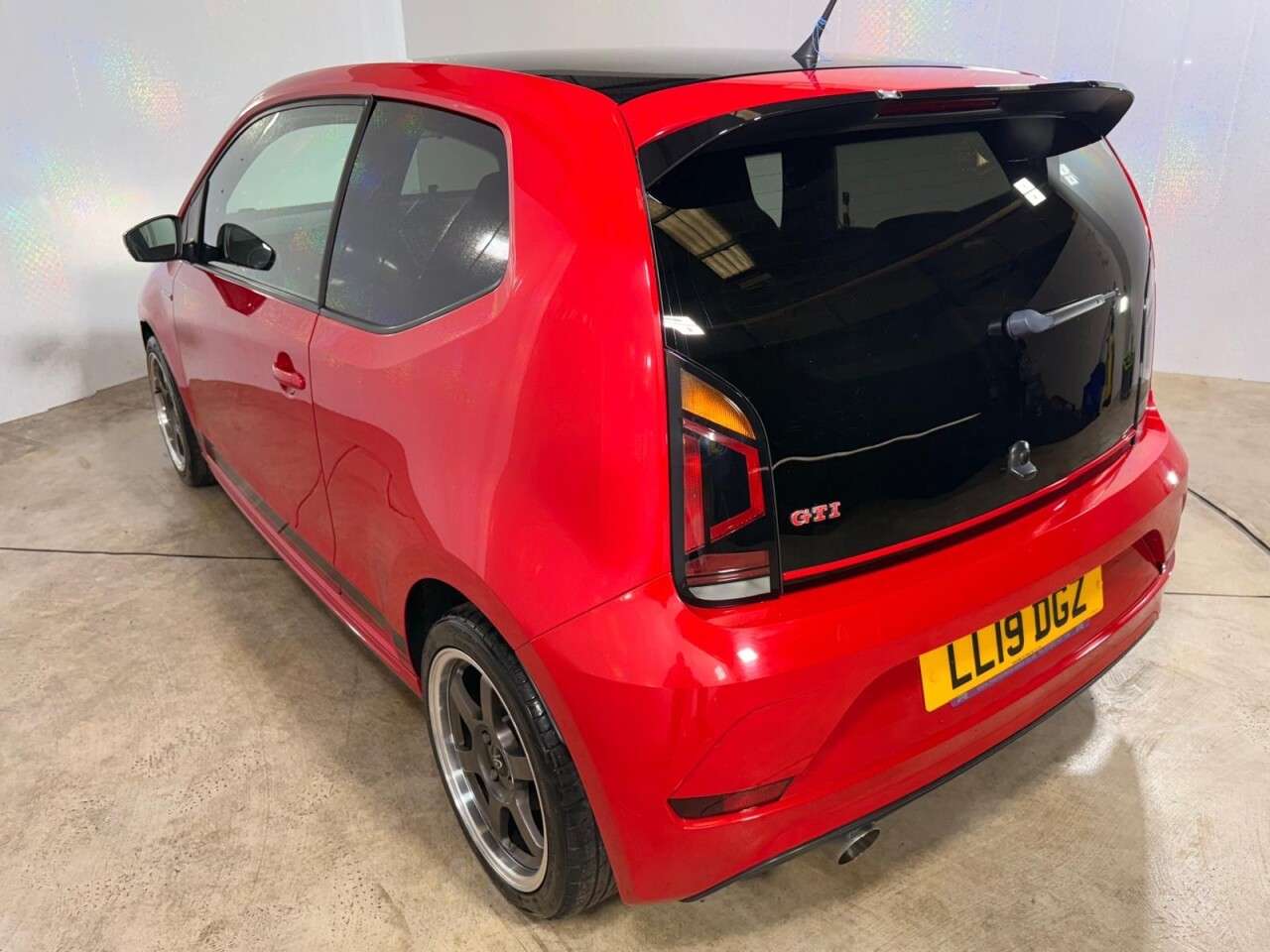 2019 VOLKSWAGEN UP! 2019 VOLKSWAGEN UP!