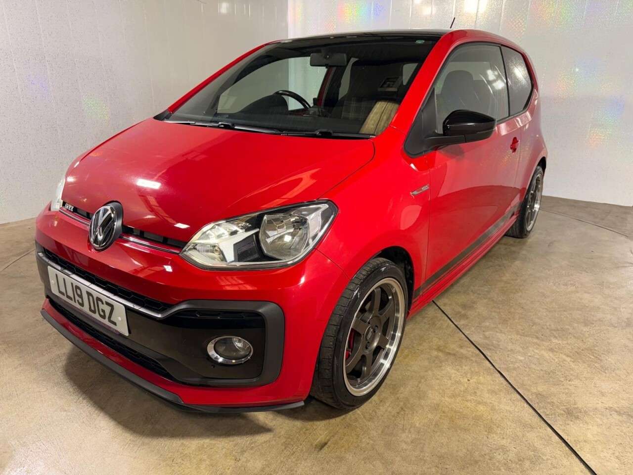 2019 VOLKSWAGEN UP! 2019 VOLKSWAGEN UP!