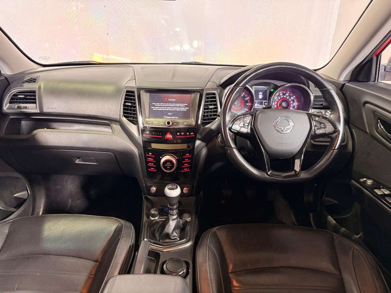 A 2018 SSANGYONG TIVOLI XLV 1.6 e-XGi ELX SUV 5dr Petrol Manual Euro 6 (128 ps) A 2018 SSANGYONG TIVOLI XLV 1.6 e-XGi ELX SUV 5dr Petrol Manual Euro 6 (128 ps)