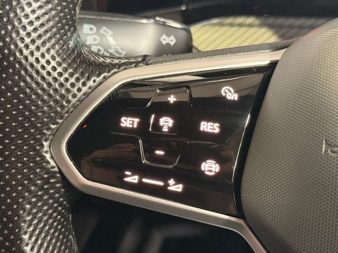 2023 VOLKSWAGEN GOLF 2023 VOLKSWAGEN GOLF