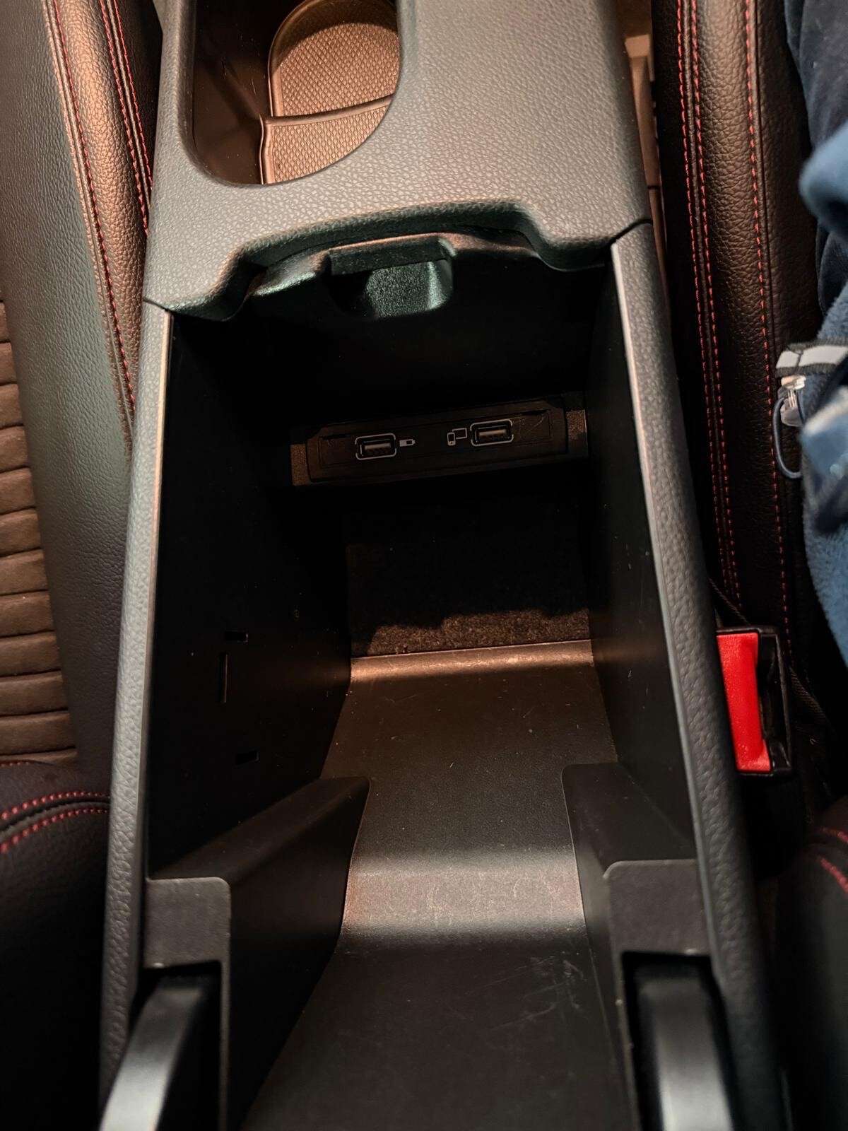 2017 MERCEDES-BENZ A-CLASS 2017 MERCEDES-BENZ A-CLASS