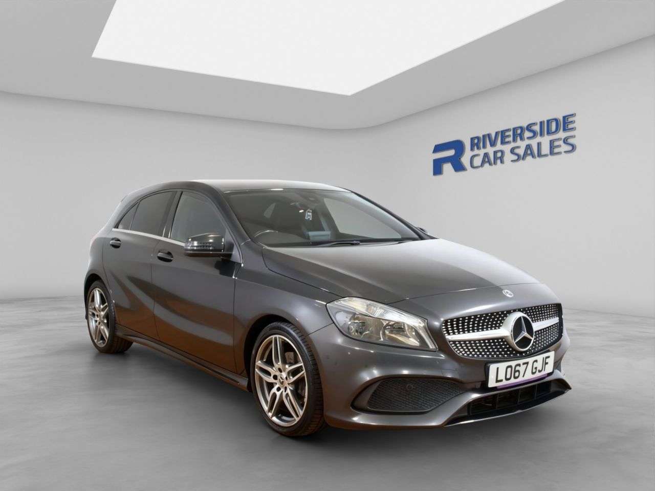 A 2017 MERCEDES-BENZ A-CLASS 2.1 A200d AMG Line Hatchback 5dr Diesel 7G-DCT Euro 6 (s/s) (136 ps) A 2017 MERCEDES-BENZ A-CLASS 2.1 A200d AMG Line Hatchback 5dr Diesel 7G-DCT Euro 6 (s/s) (136 ps)