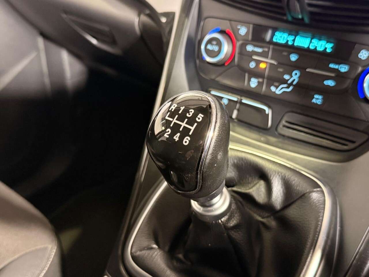 2019 FORD KUGA 2019 FORD KUGA