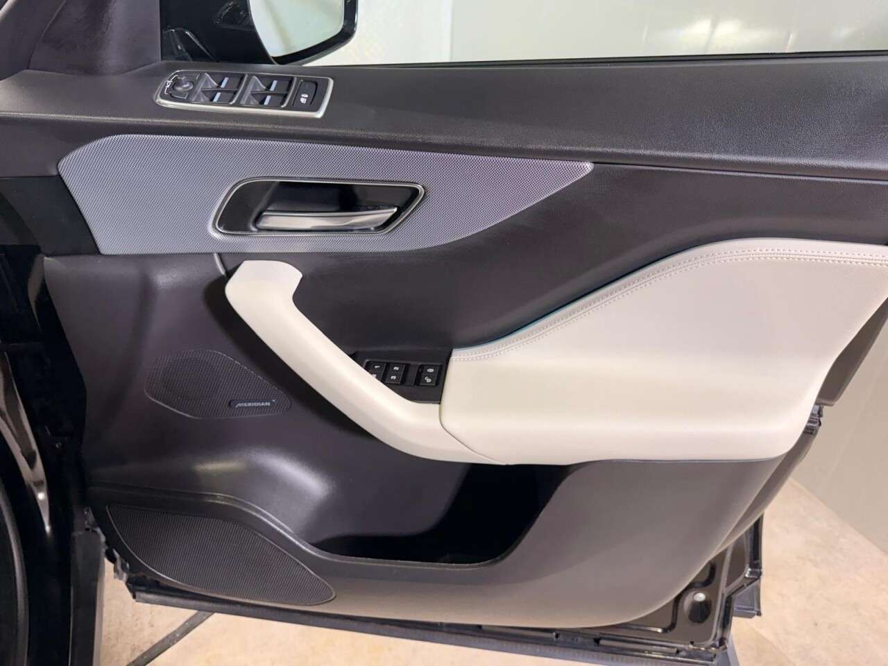 2020 JAGUAR F-PACE 2020 JAGUAR F-PACE