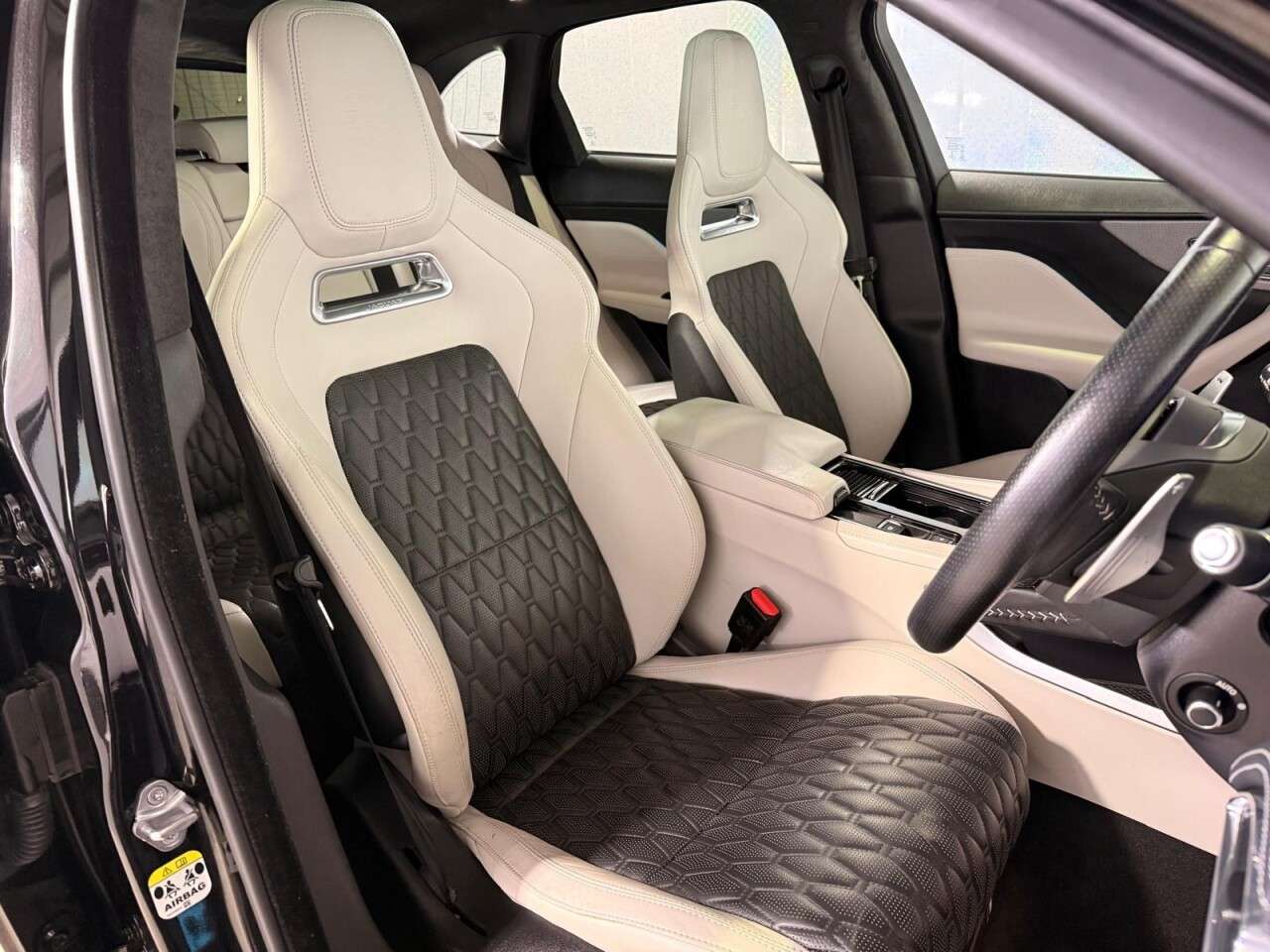 2020 JAGUAR F-PACE 2020 JAGUAR F-PACE