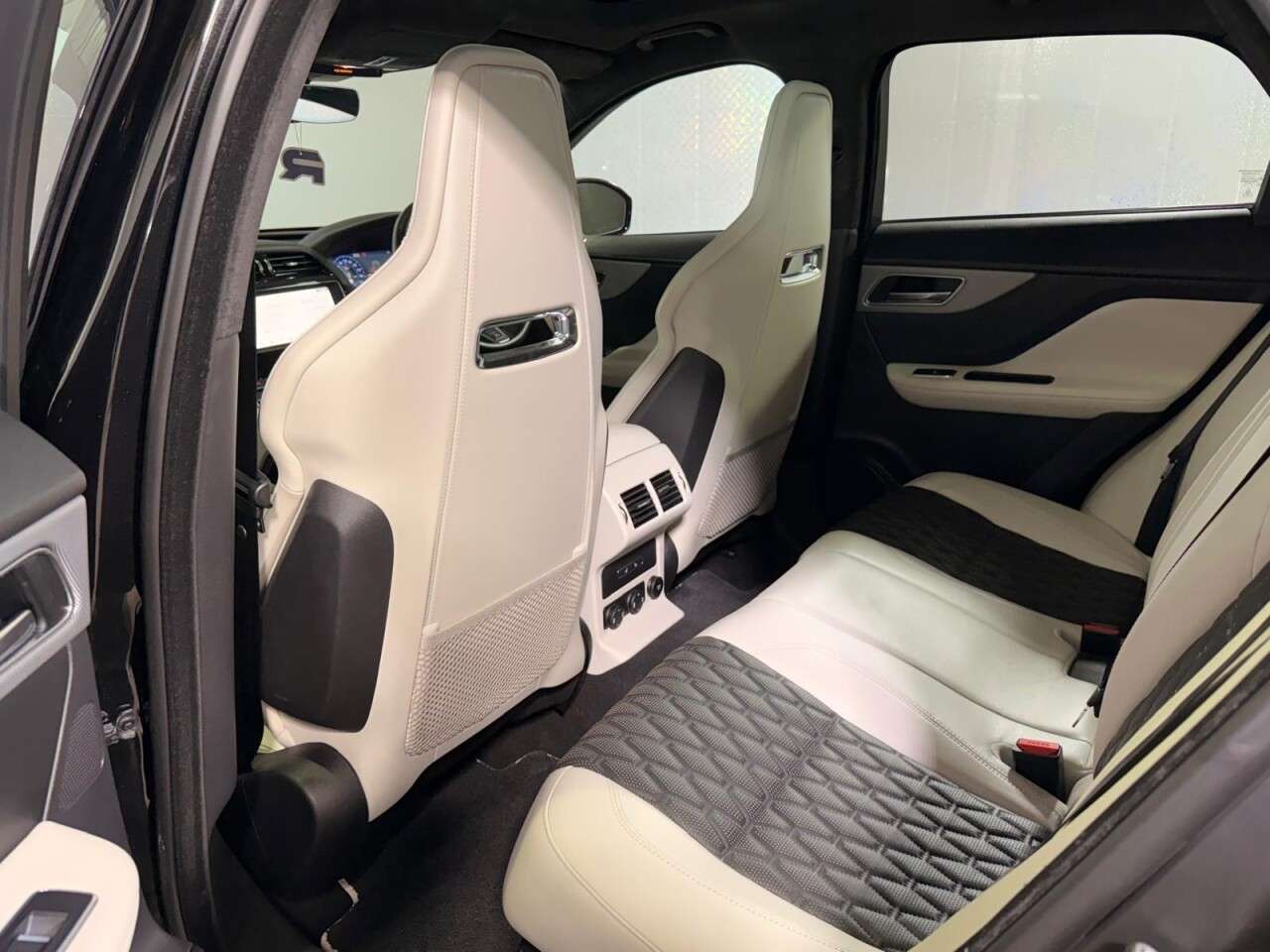 2020 JAGUAR F-PACE 2020 JAGUAR F-PACE