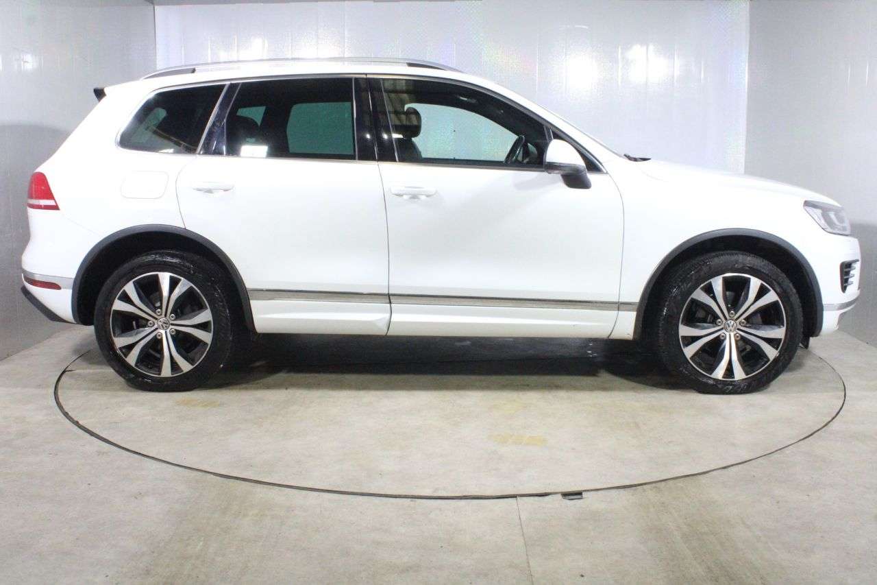 2016 VOLKSWAGEN TOUAREG 2016 VOLKSWAGEN TOUAREG