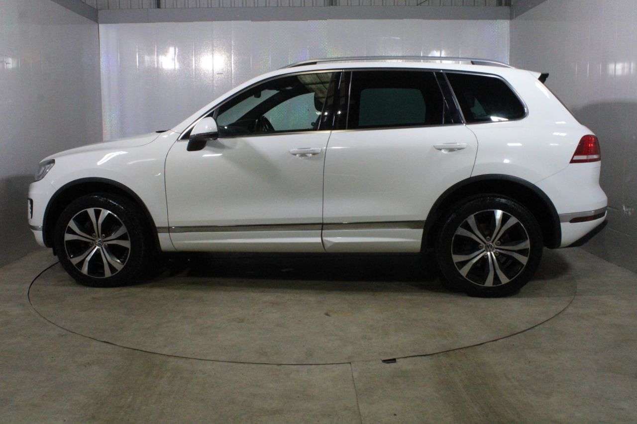 2016 VOLKSWAGEN TOUAREG 2016 VOLKSWAGEN TOUAREG