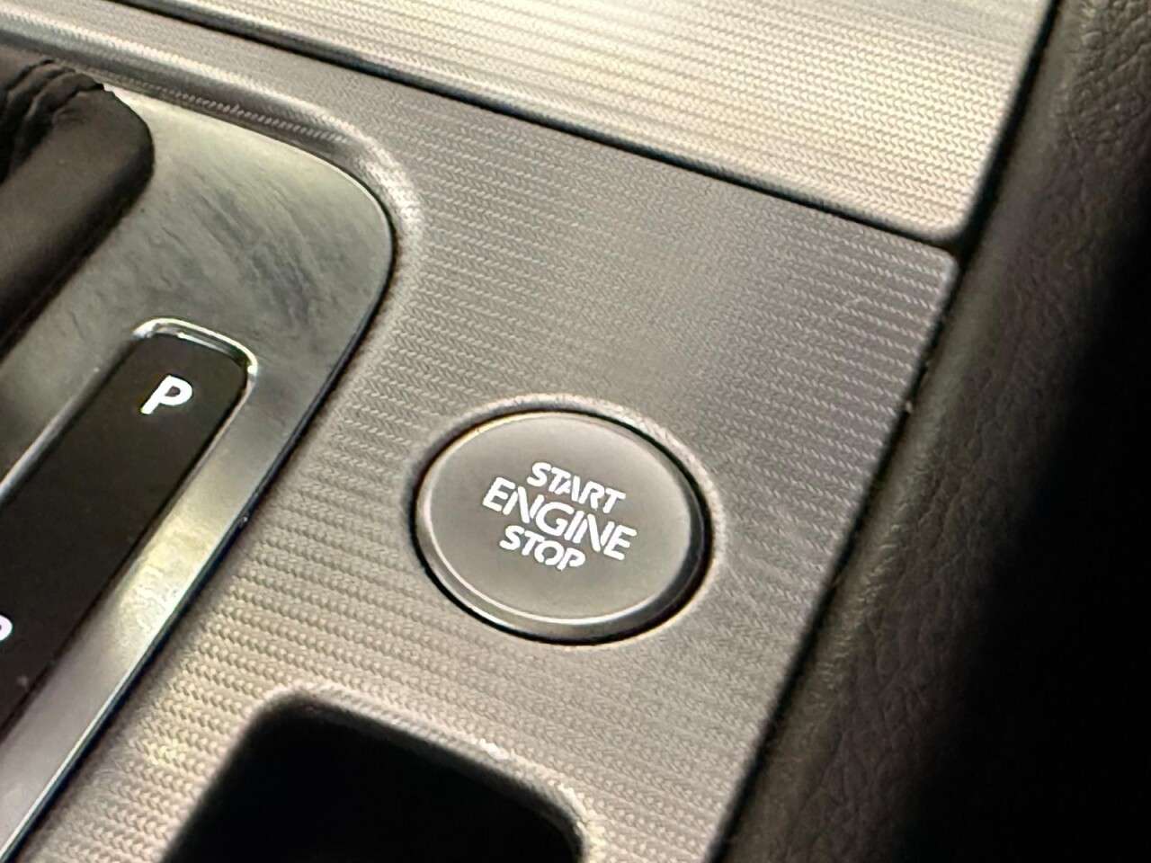 2016 VOLKSWAGEN TOUAREG 2016 VOLKSWAGEN TOUAREG