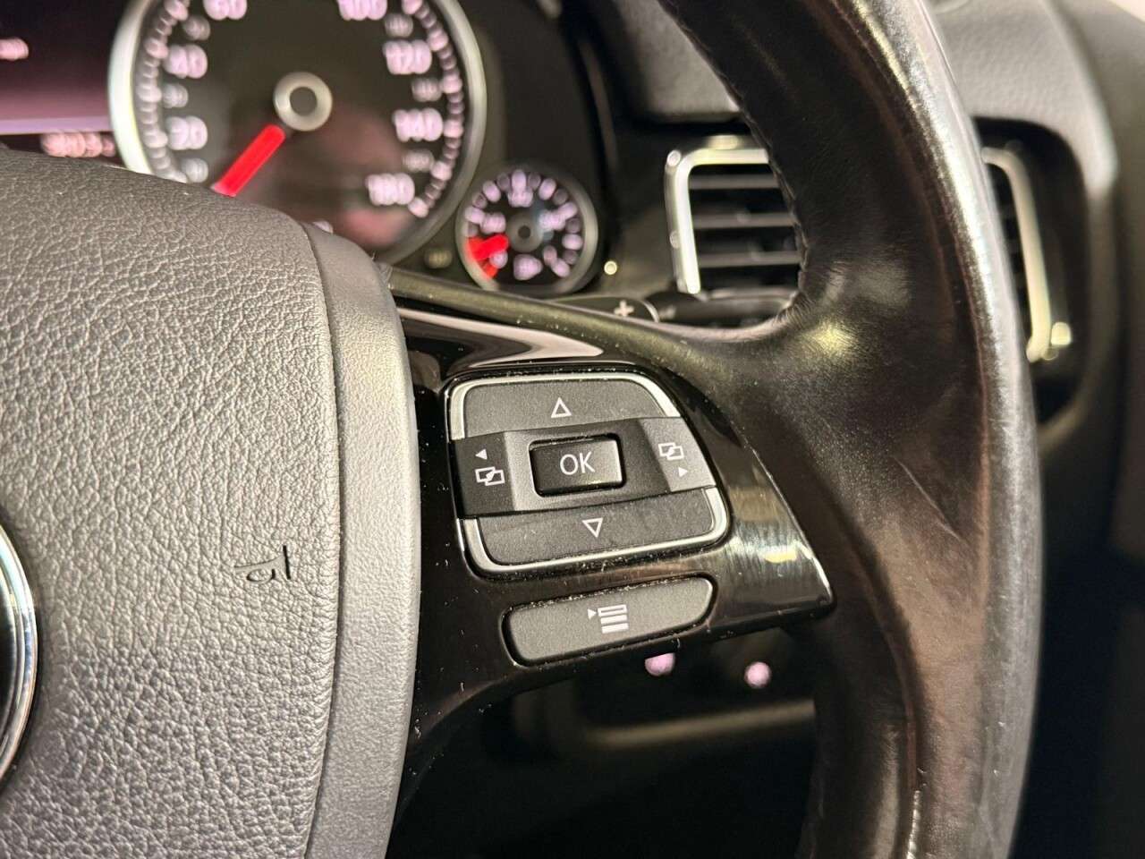 2016 VOLKSWAGEN TOUAREG 2016 VOLKSWAGEN TOUAREG