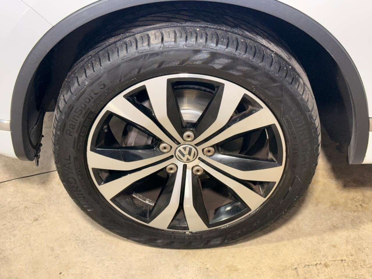 2016 VOLKSWAGEN TOUAREG 2016 VOLKSWAGEN TOUAREG