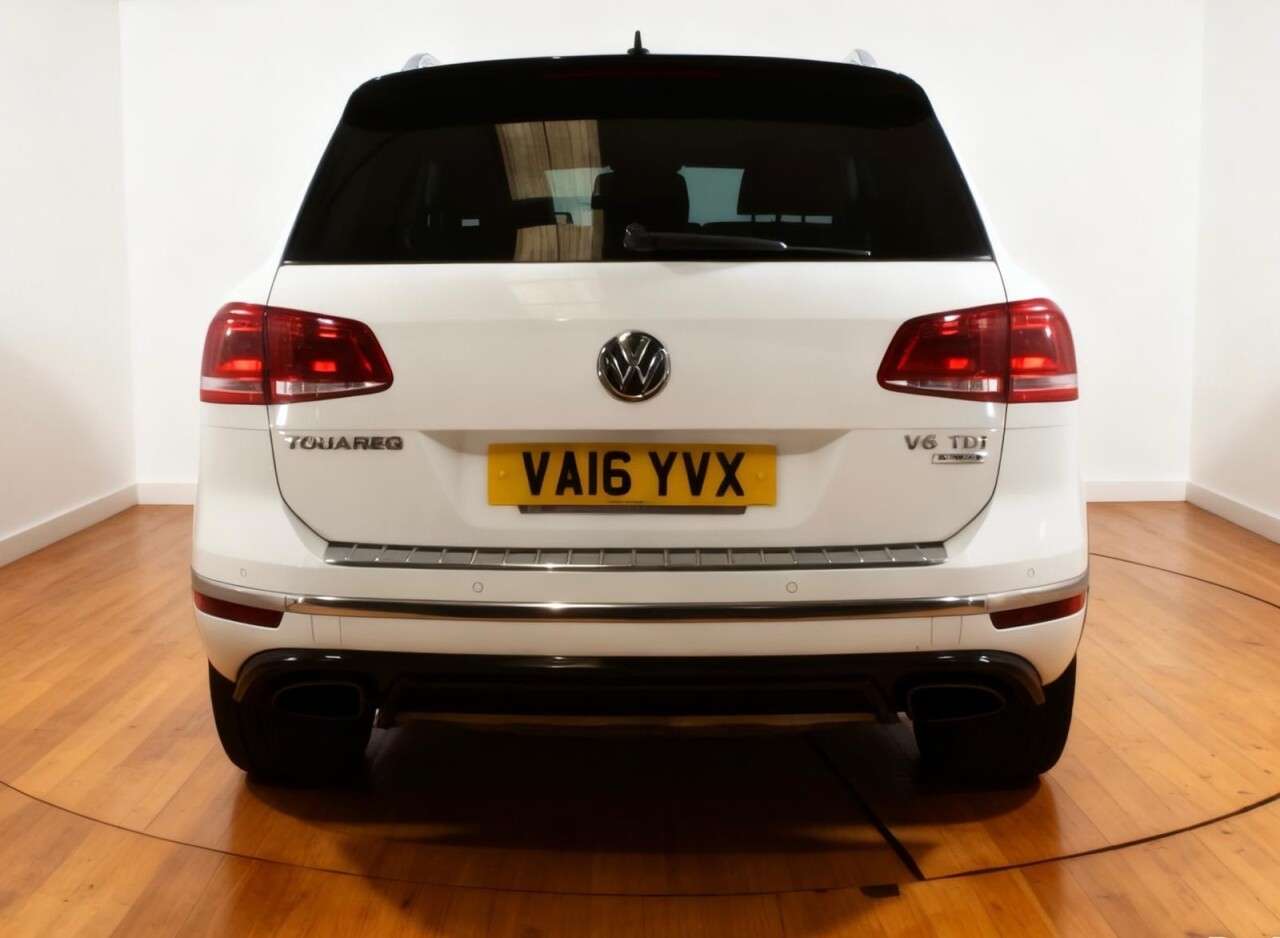 2016 VOLKSWAGEN TOUAREG 2016 VOLKSWAGEN TOUAREG