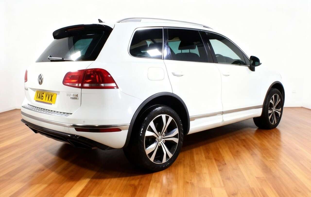 2016 VOLKSWAGEN TOUAREG 2016 VOLKSWAGEN TOUAREG