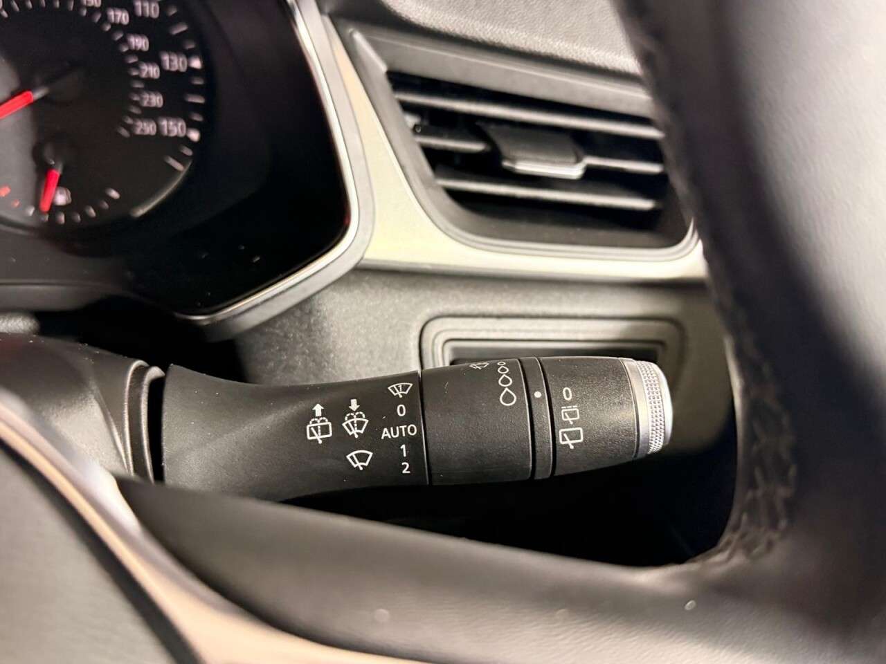 2021 RENAULT CAPTUR 2021 RENAULT CAPTUR