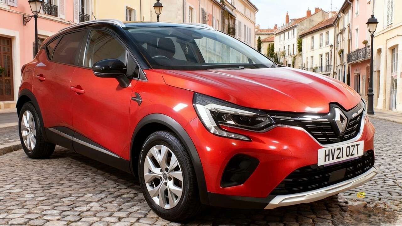 A 2021 RENAULT CAPTUR 1.3 TCe Iconic SUV 5dr Petrol Manual Euro 6 (s/s) (130 ps) A 2021 RENAULT CAPTUR 1.3 TCe Iconic SUV 5dr Petrol Manual Euro 6 (s/s) (130 ps)