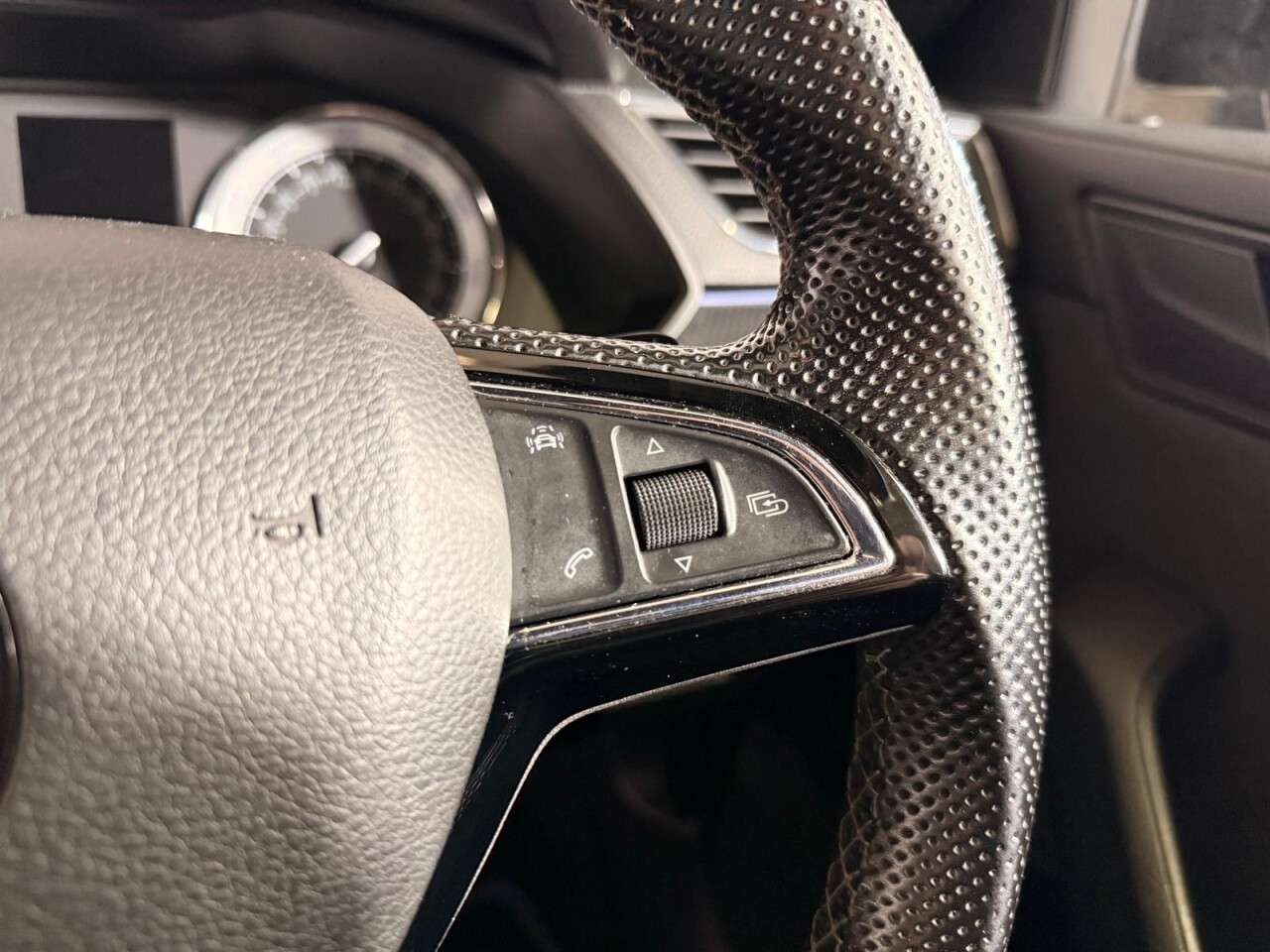 2016 SKODA SUPERB 2016 SKODA SUPERB