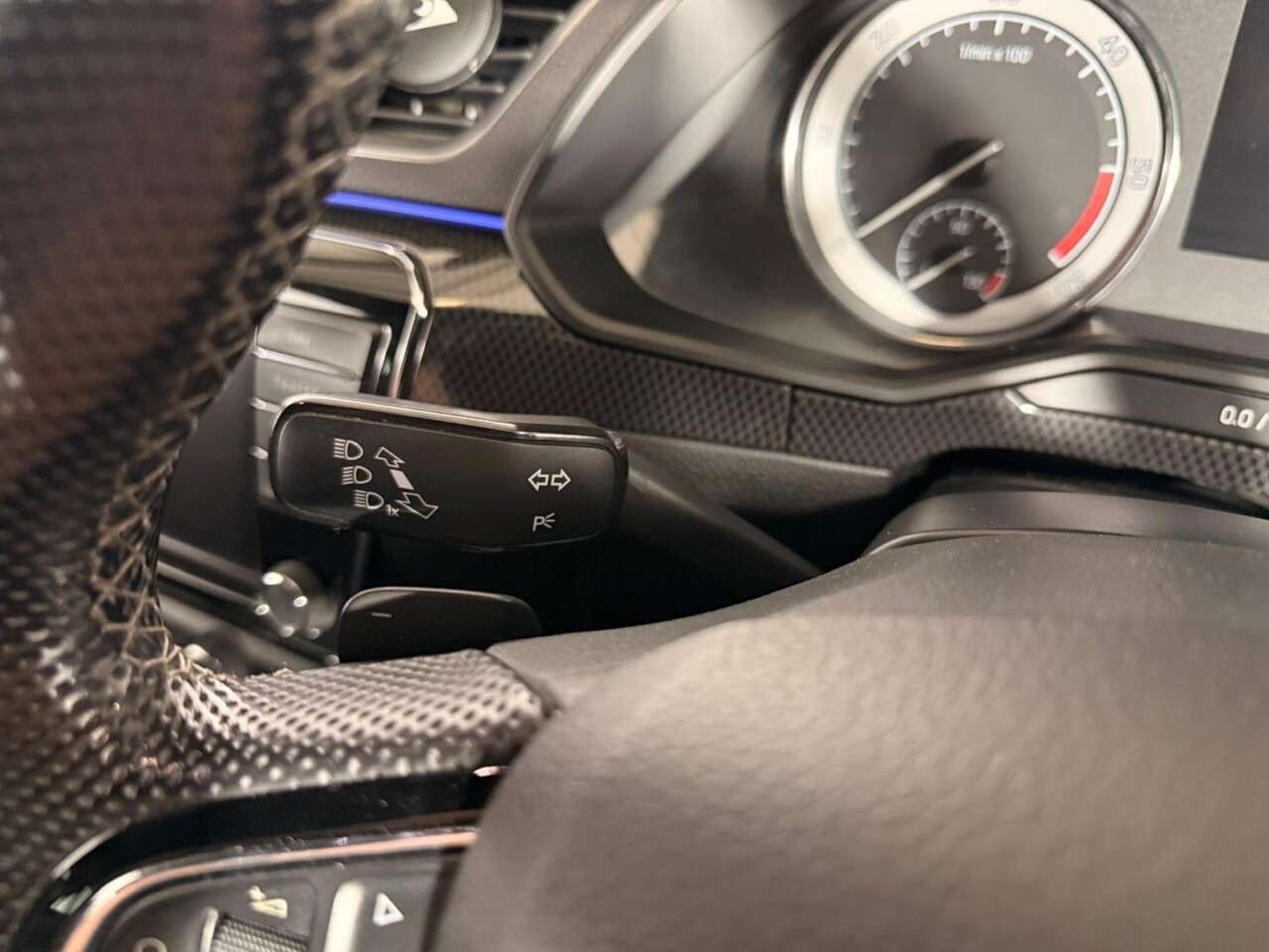 2016 SKODA SUPERB 2016 SKODA SUPERB