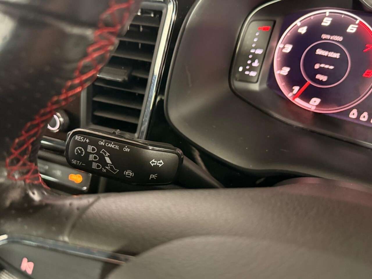 2020 SEAT ATECA 2020 SEAT ATECA