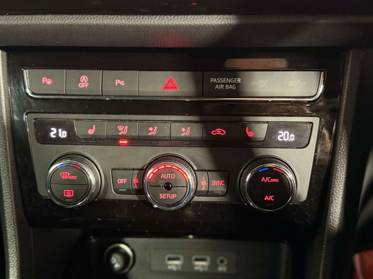 2020 SEAT ATECA 2020 SEAT ATECA