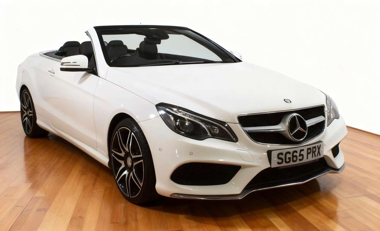 A 2015 MERCEDES-BENZ E-CLASS 3.5 E400 V6 AMG Line Cabriolet 2dr Petrol G-Tronic+ Euro 6 (s/s) (333 ps) A 2015 MERCEDES-BENZ E-CLASS 3.5 E400 V6 AMG Line Cabriolet 2dr Petrol G-Tronic+ Euro 6 (s/s) (333 ps)