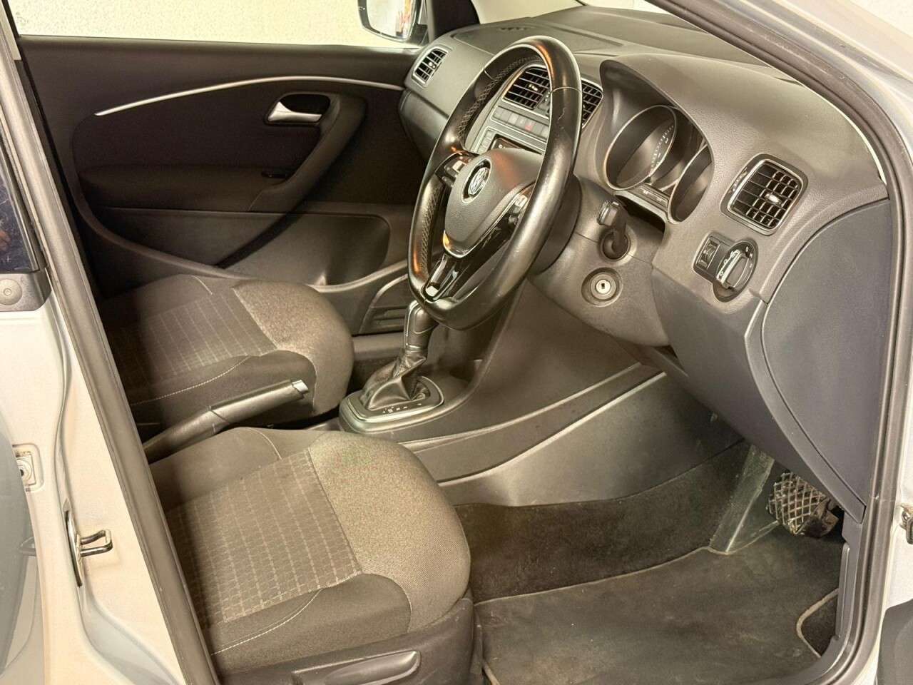 2016 VOLKSWAGEN POLO 2016 VOLKSWAGEN POLO