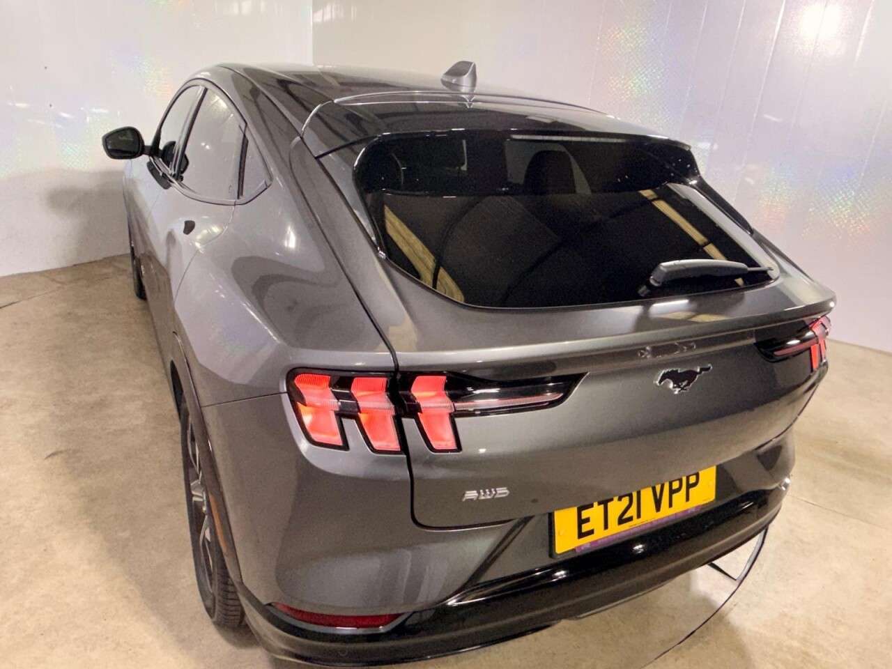 2021 FORD MUSTANG MACH-E 2021 FORD MUSTANG MACH-E