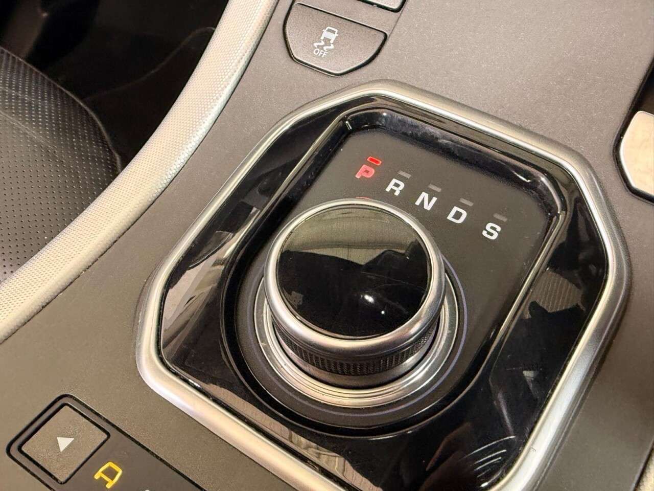 2017 LAND ROVER RANGE ROVER EVOQUE 2017 LAND ROVER RANGE ROVER EVOQUE