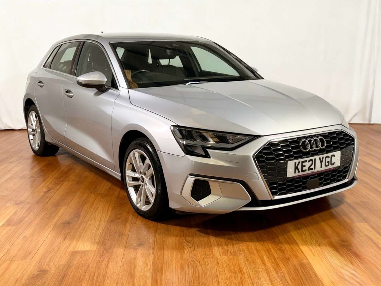 A 2021 AUDI A3 1.4 TFSIe 40 Sport Sportback 5dr Petrol Plug-in Hybrid S Tronic Euro 6 (s/s A 2021 AUDI A3 1.4 TFSIe 40 Sport Sportback 5dr Petrol Plug-in Hybrid S Tronic Euro 6 (s/s