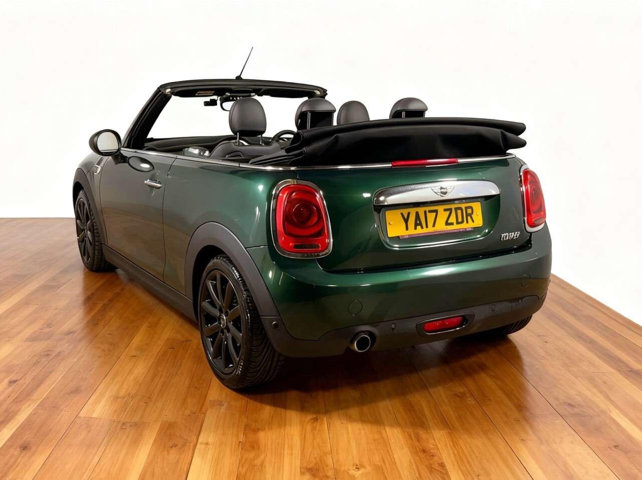 2017 MINI CONVERTIBLE 2017 MINI CONVERTIBLE