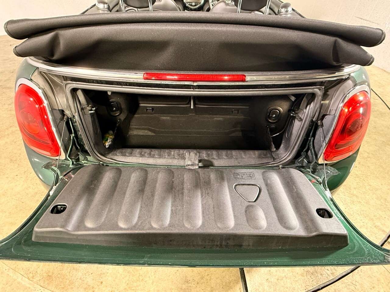 2017 MINI CONVERTIBLE 2017 MINI CONVERTIBLE