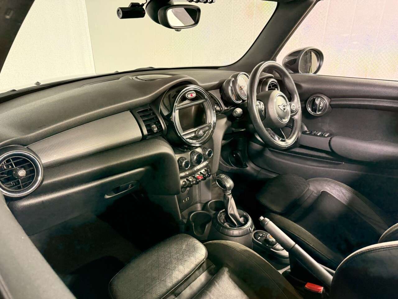 2017 MINI CONVERTIBLE 2017 MINI CONVERTIBLE