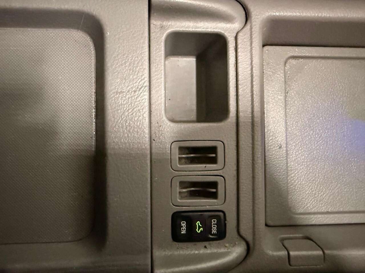 2007 TOYOTA ALPHARD CAMPERVAN 2007 TOYOTA ALPHARD CAMPERVAN