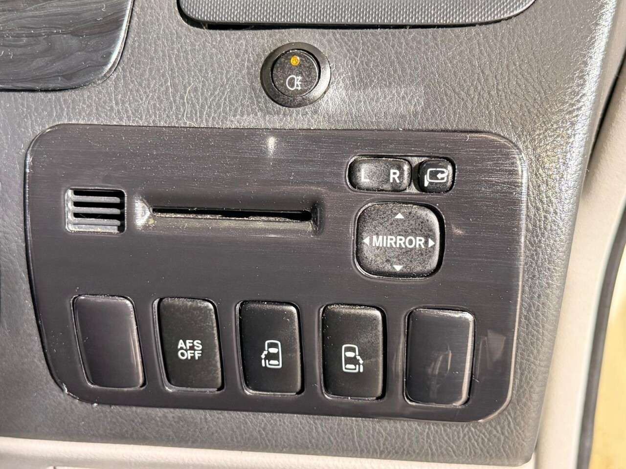 2007 TOYOTA ALPHARD CAMPERVAN 2007 TOYOTA ALPHARD CAMPERVAN