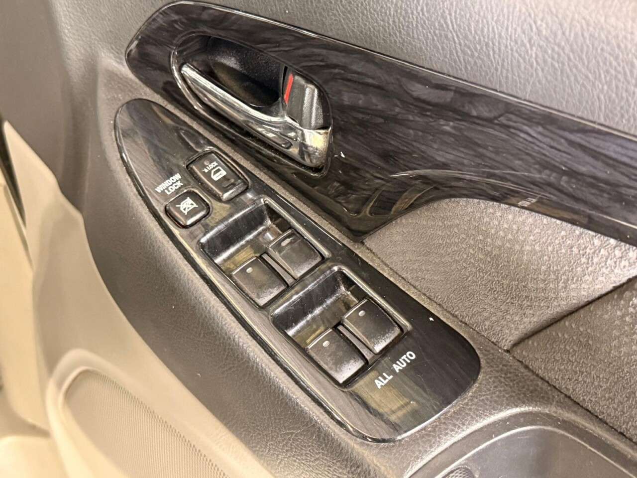 2007 TOYOTA ALPHARD CAMPERVAN 2007 TOYOTA ALPHARD CAMPERVAN