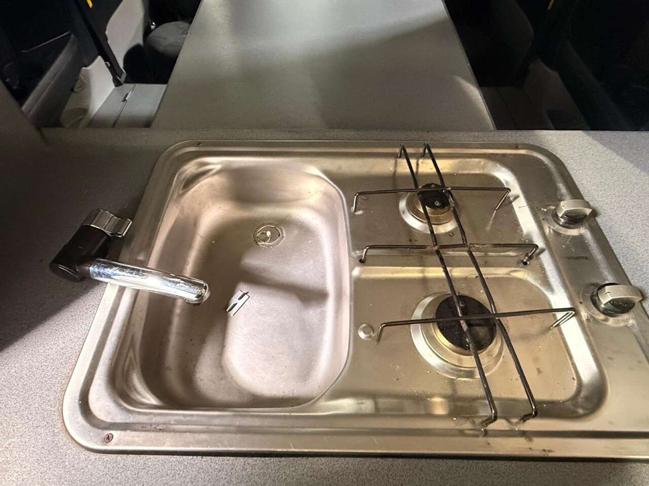 2007 TOYOTA ALPHARD CAMPERVAN 2007 TOYOTA ALPHARD CAMPERVAN