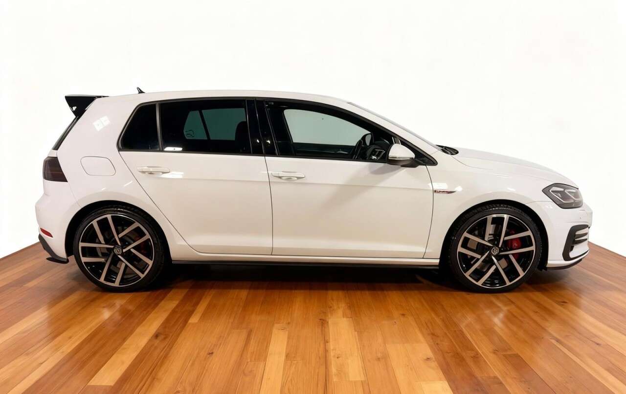 2020 VOLKSWAGEN GOLF 2020 VOLKSWAGEN GOLF