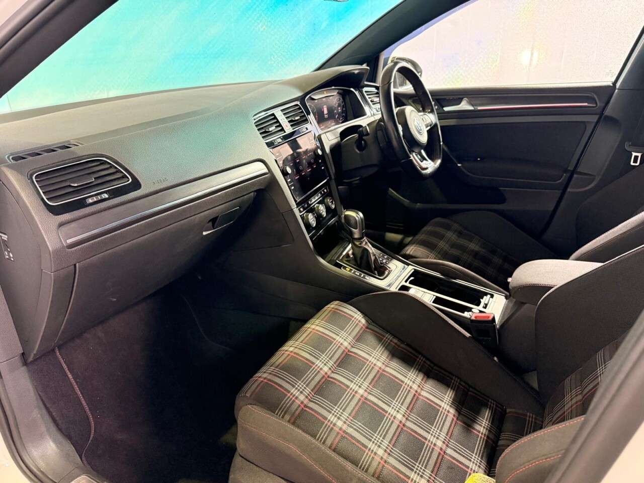 2020 VOLKSWAGEN GOLF 2020 VOLKSWAGEN GOLF