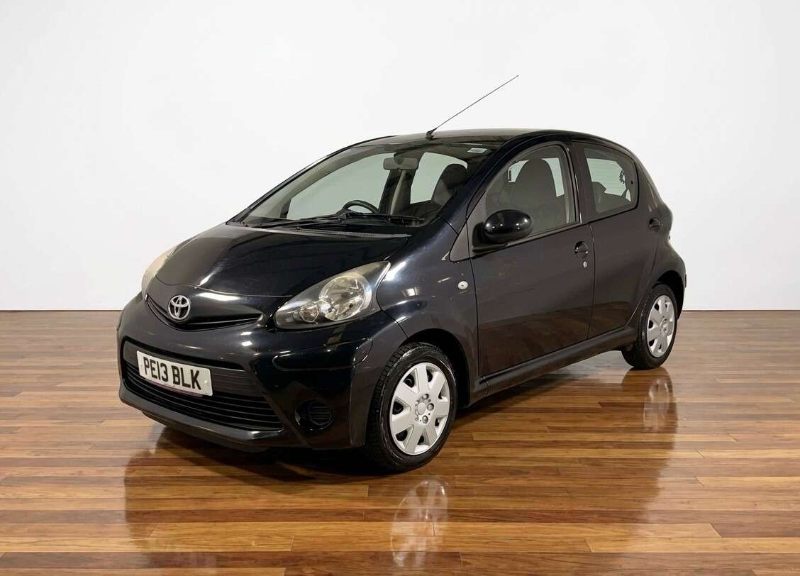 2013 TOYOTA AYGO 2013 TOYOTA AYGO