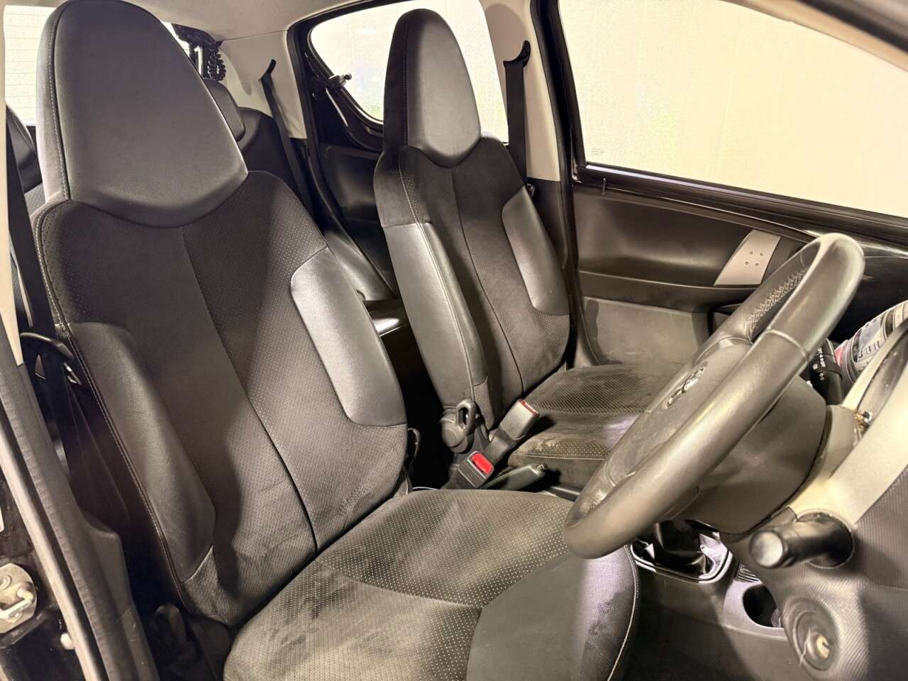 2013 TOYOTA AYGO 2013 TOYOTA AYGO