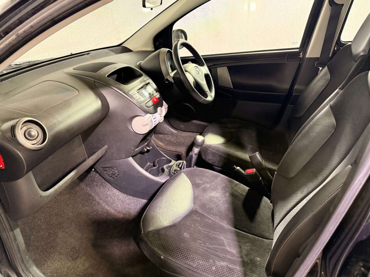 2013 TOYOTA AYGO 2013 TOYOTA AYGO