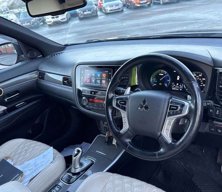2019 MITSUBISHI OUTLANDER 2019 MITSUBISHI OUTLANDER