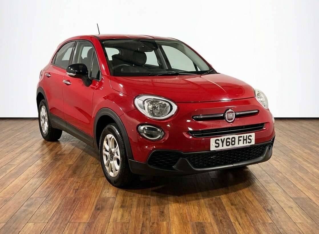 A 2018 FIAT 500X 1.6 E-Torq Urban SUV 5dr Petrol Manual Euro 6 (s/s) (110 ps) A 2018 FIAT 500X 1.6 E-Torq Urban SUV 5dr Petrol Manual Euro 6 (s/s) (110 ps)