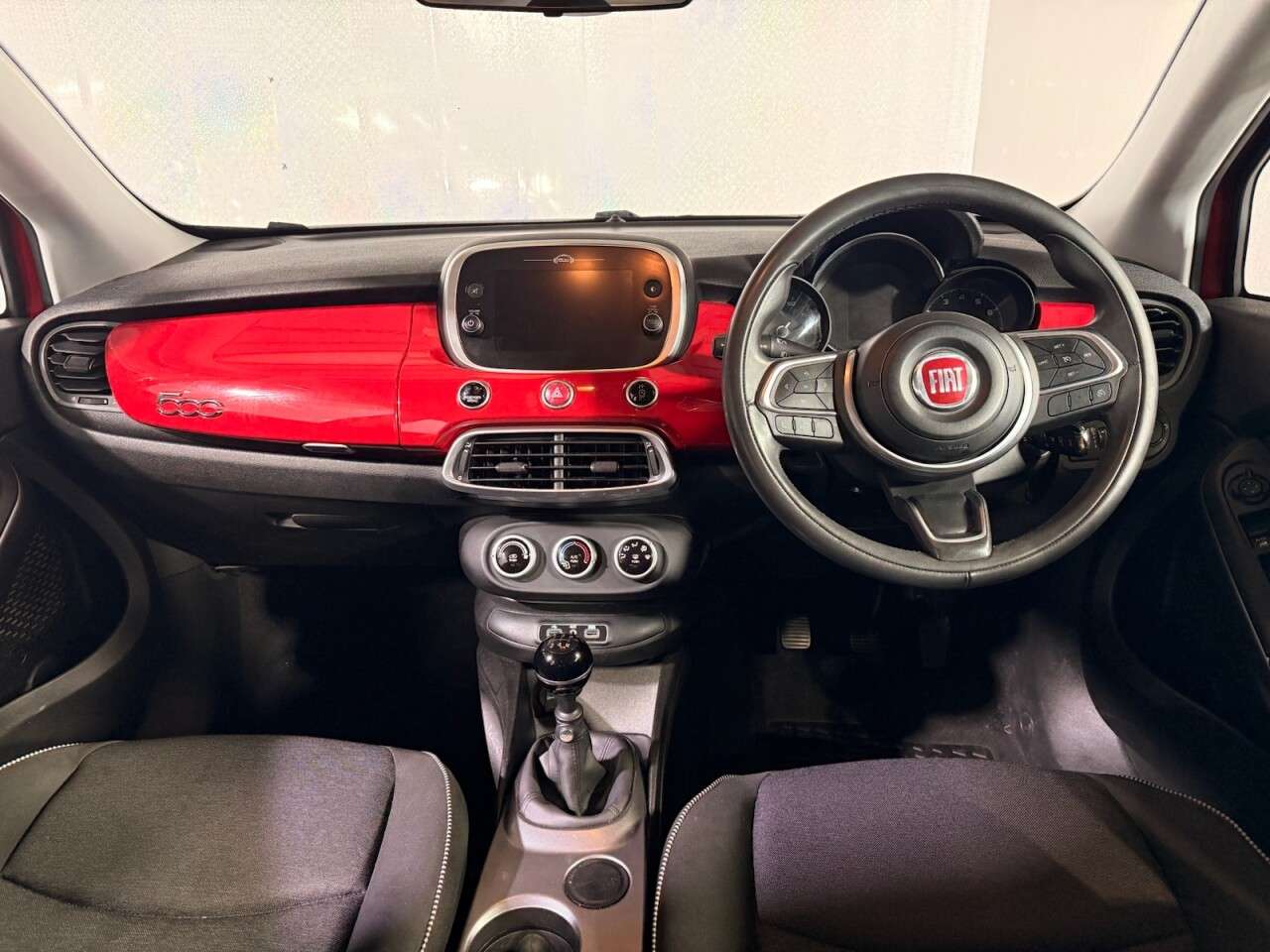 A 2018 FIAT 500X 1.6 E-Torq Urban SUV 5dr Petrol Manual Euro 6 (s/s) (110 ps) A 2018 FIAT 500X 1.6 E-Torq Urban SUV 5dr Petrol Manual Euro 6 (s/s) (110 ps)