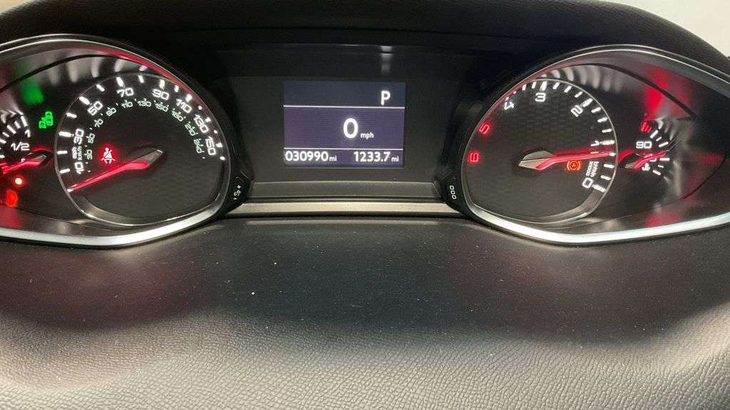 2017 PEUGEOT 308 2017 PEUGEOT 308