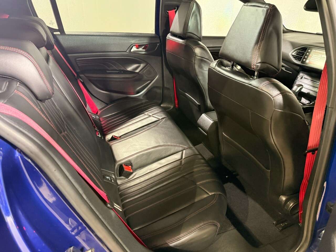 2017 PEUGEOT 308 2017 PEUGEOT 308