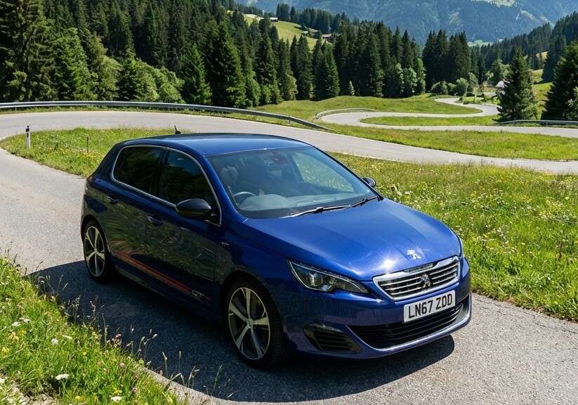 A 2017 PEUGEOT 308 2.0 BlueHDi GT Hatchback 5dr Diesel EAT Euro 6 (s/s) (180 ps) A 2017 PEUGEOT 308 2.0 BlueHDi GT Hatchback 5dr Diesel EAT Euro 6 (s/s) (180 ps)