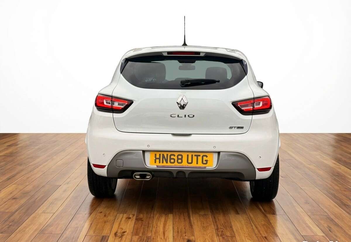 2018 RENAULT CLIO 2018 RENAULT CLIO