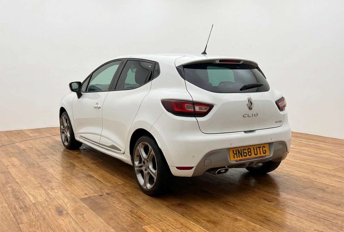 2018 RENAULT CLIO 2018 RENAULT CLIO