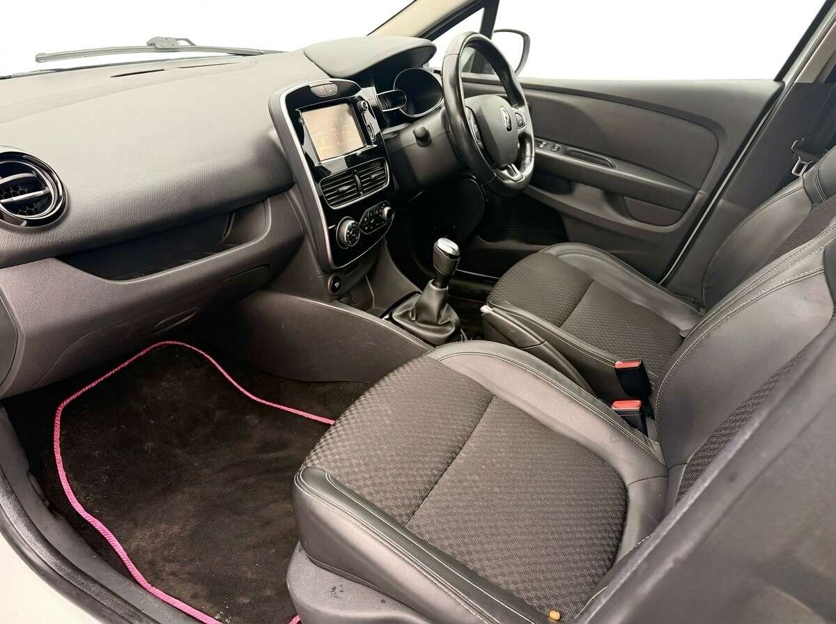 2018 RENAULT CLIO 2018 RENAULT CLIO