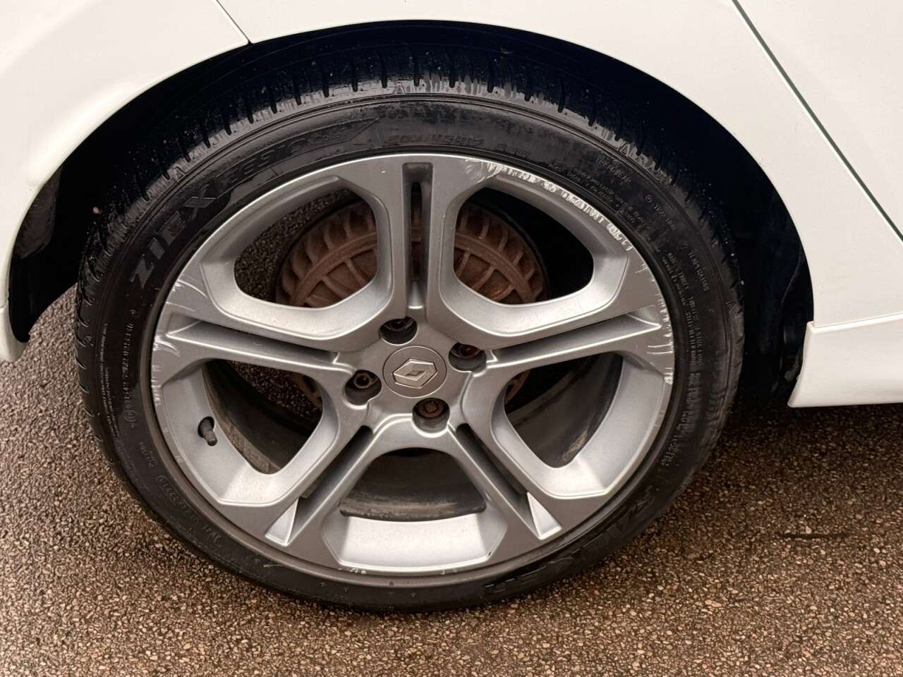 2018 RENAULT CLIO 2018 RENAULT CLIO